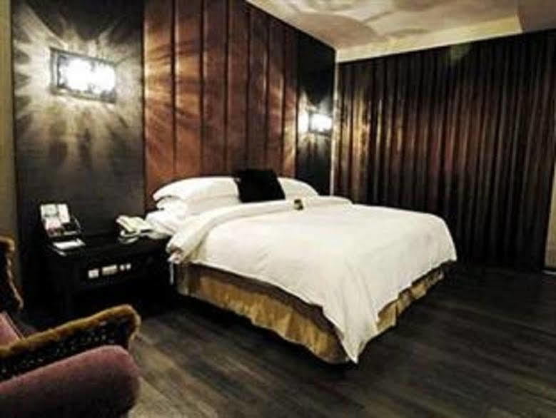 The Riverside Hotel Fashion Kaohsiung Luaran gambar