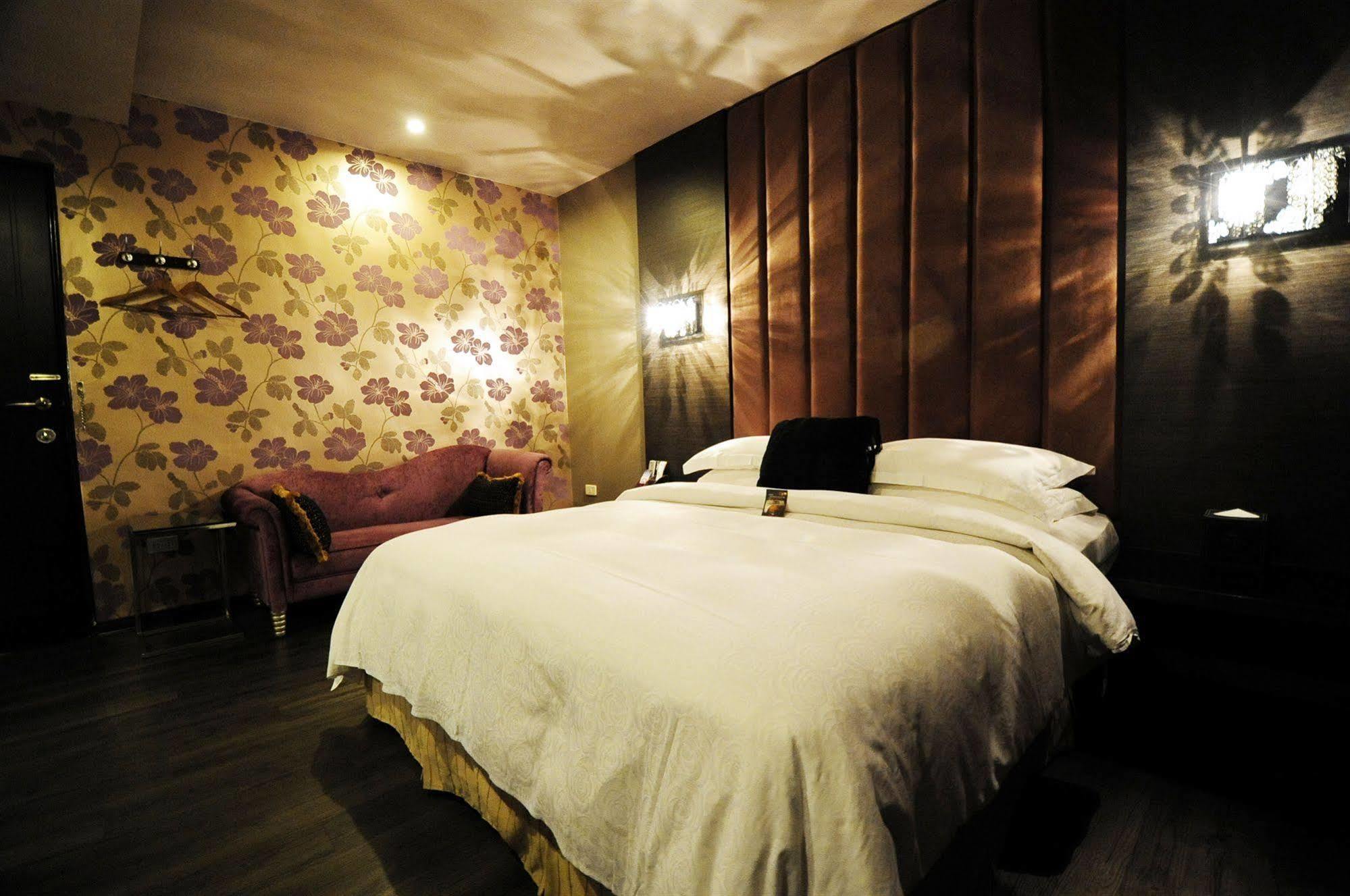 The Riverside Hotel Fashion Kaohsiung Luaran gambar